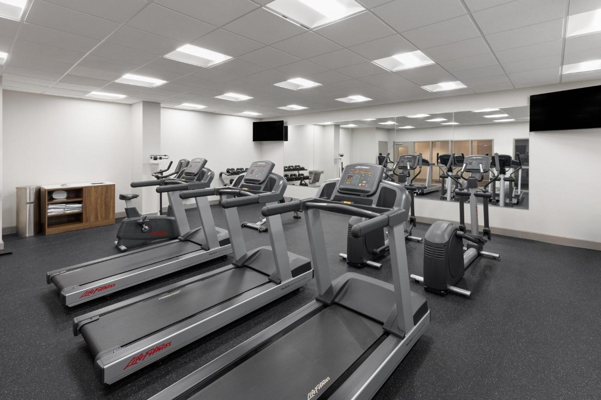 Express & West - Research Park By Ihg Huntsville