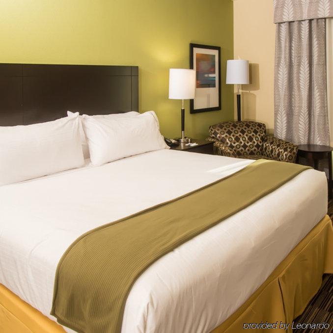 Express & West - Research Park By Ihg 3* Huntsville